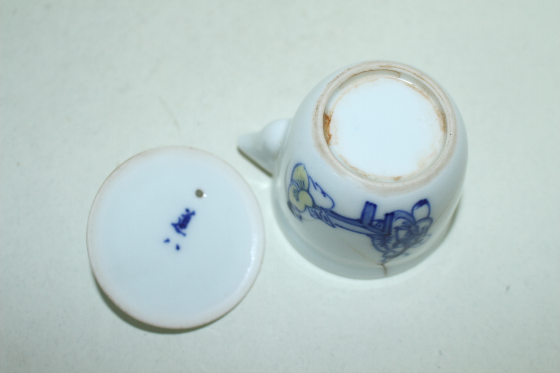 골동 일본명인 도하치(道八) 청화백자인물문 다관