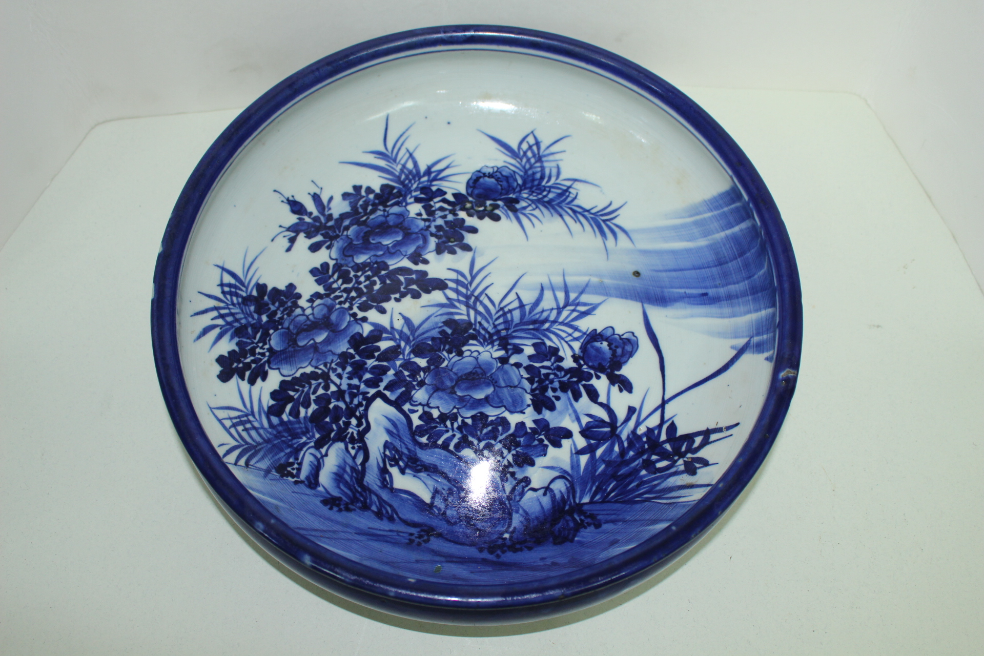 대형크기의 100년이상된 청화백자 화문 수완