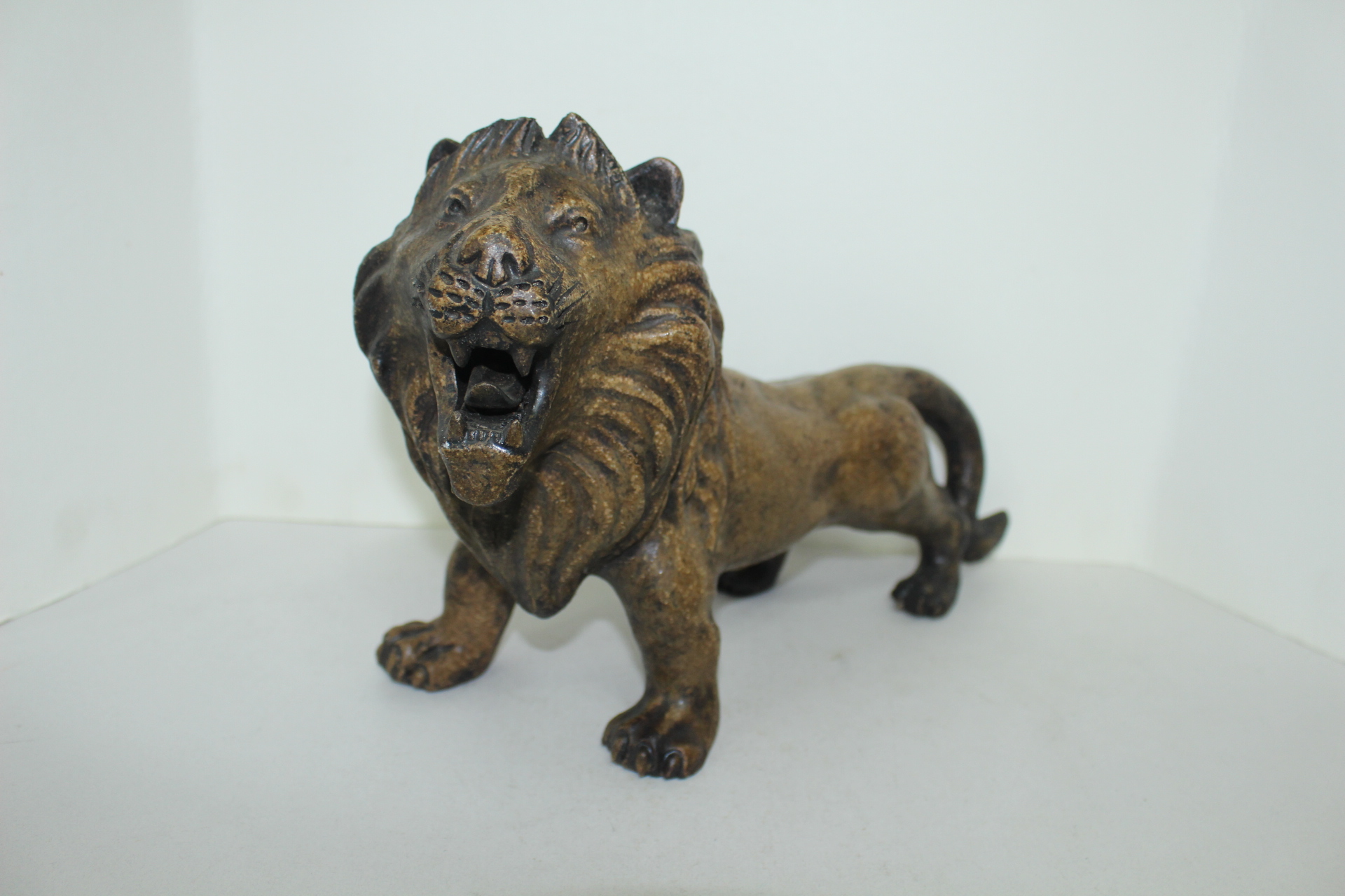 시가라끼 청자 사자 조각상