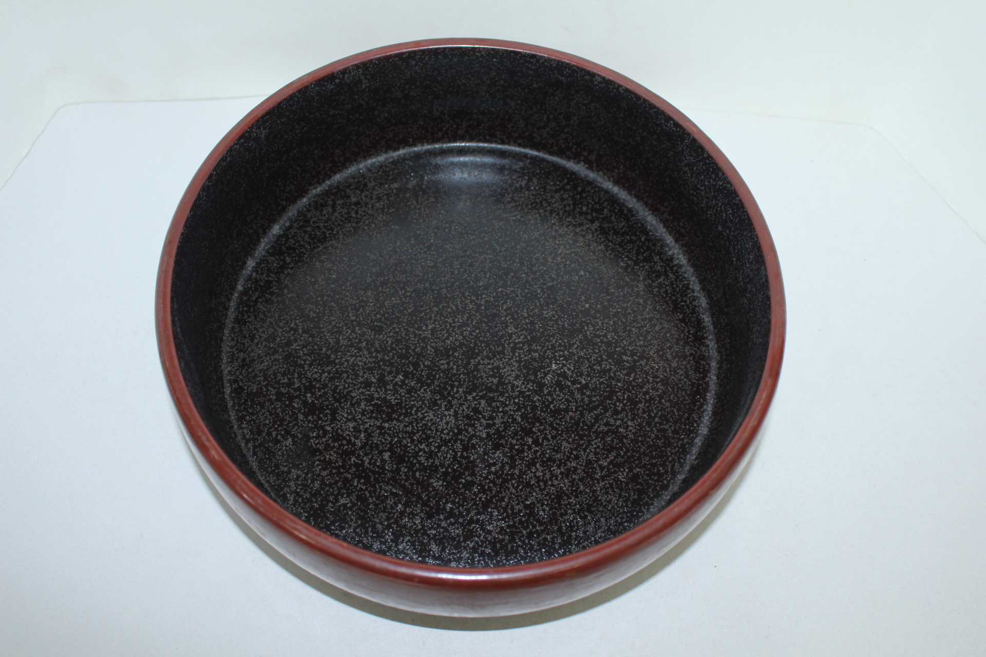 대형크기의 나무에 칠이된 차반