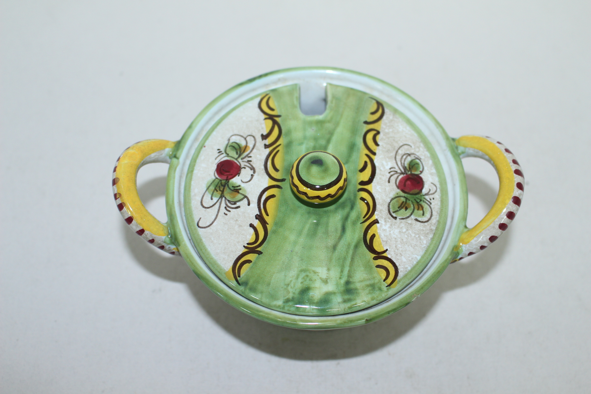 이태리산 분청자 진사화문 합