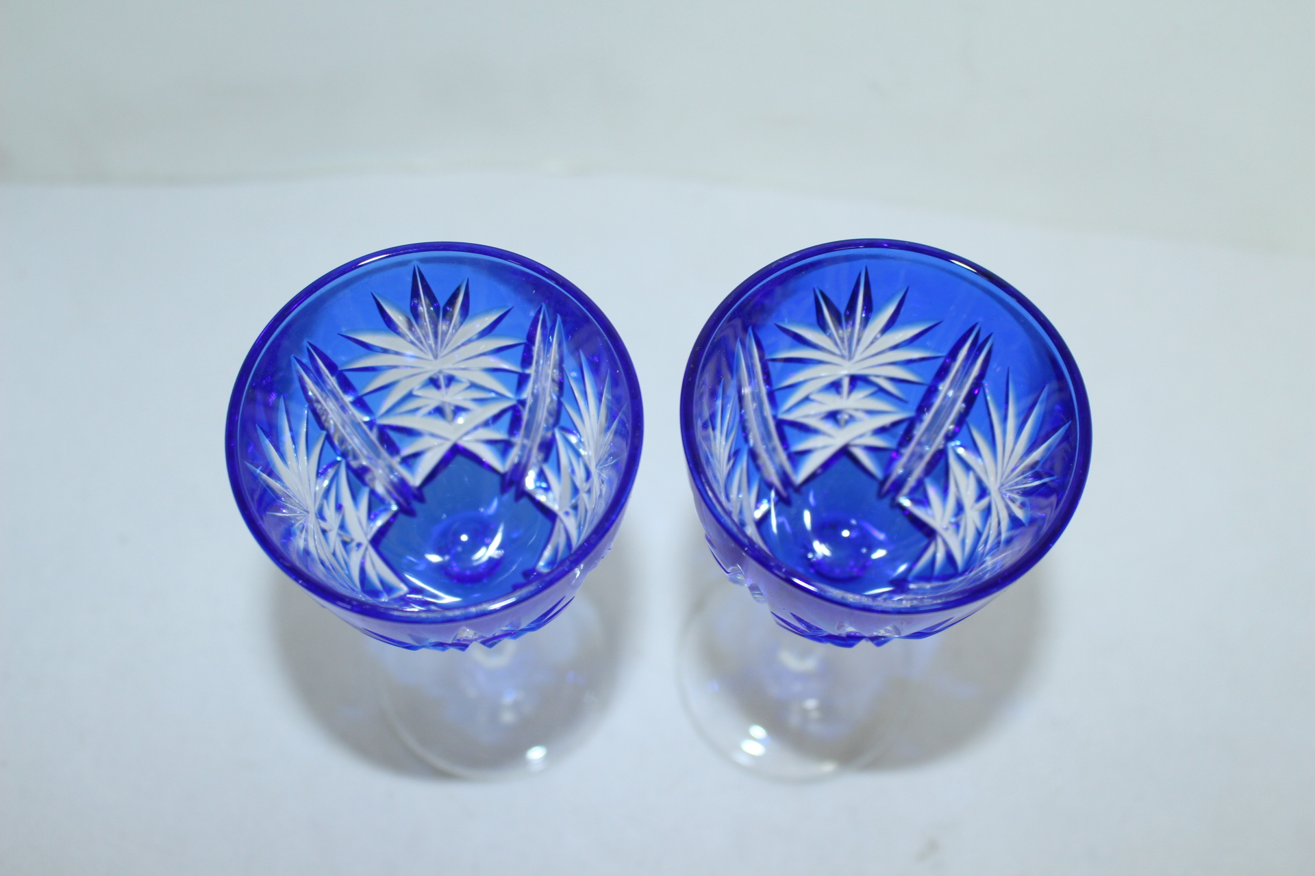 푸른빛깔의 채색크리스탈 잔 2점셋트