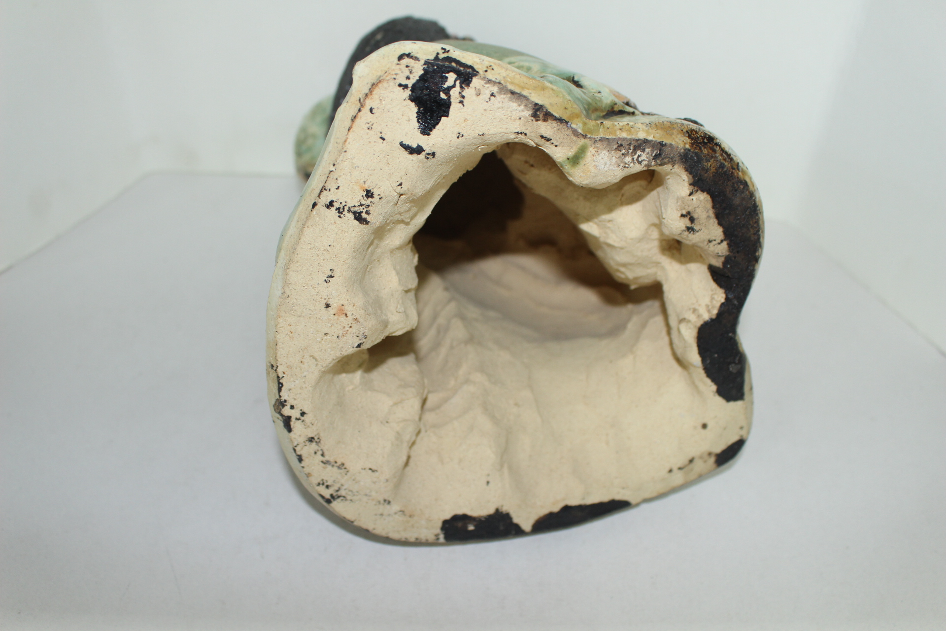 청자도자기 곰여인 조각상