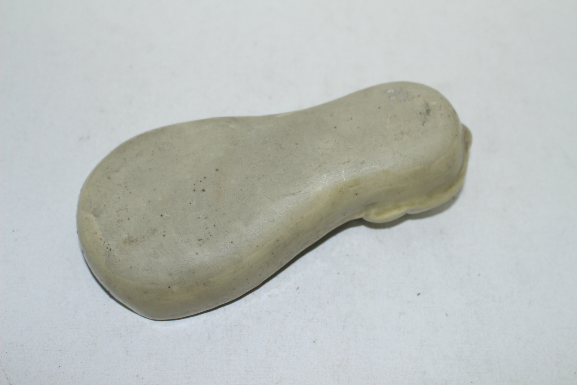 연대가좋은 청자 가지모양 완