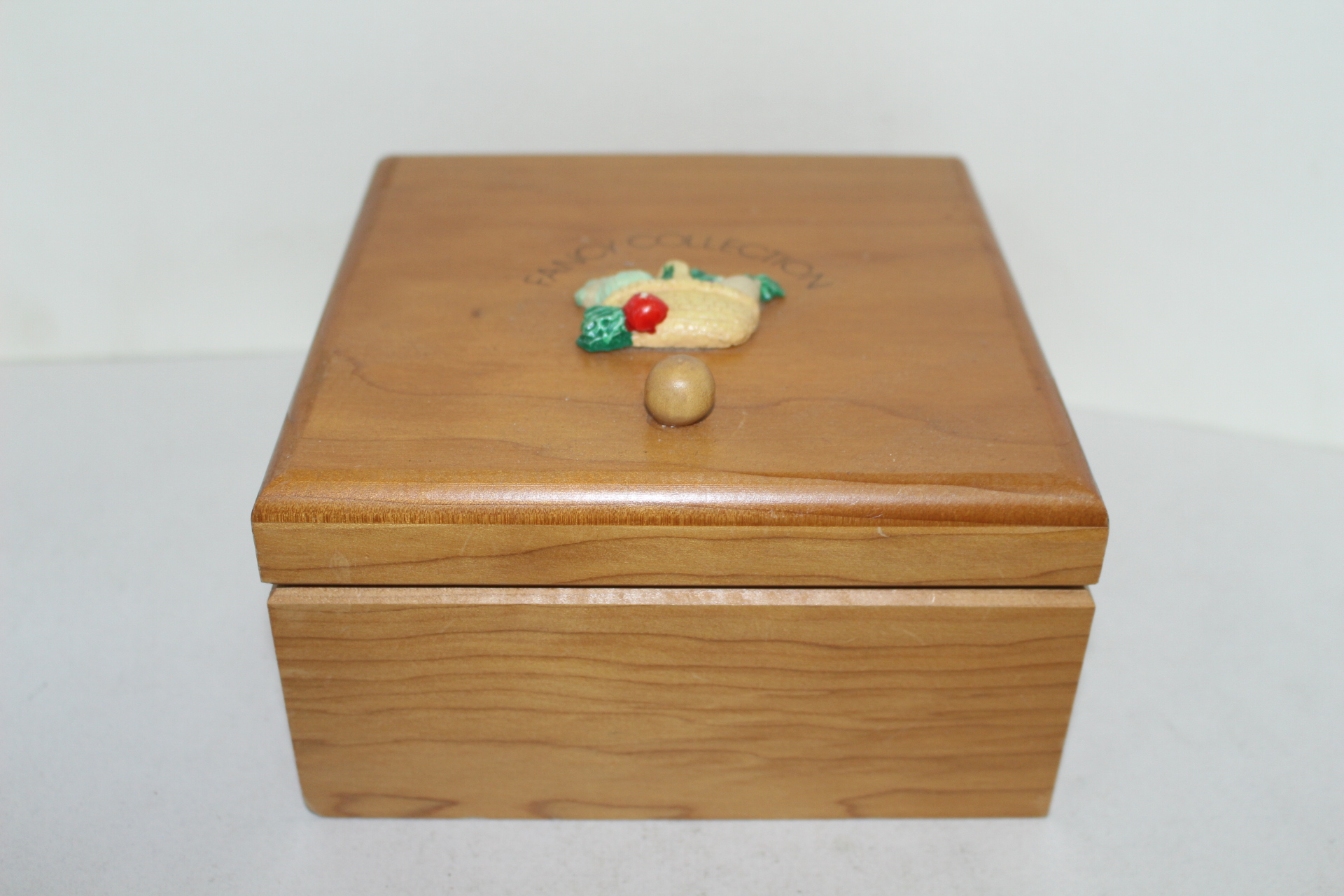 상태좋은 나무로된 보석함