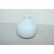 순백자 음각화문 유병