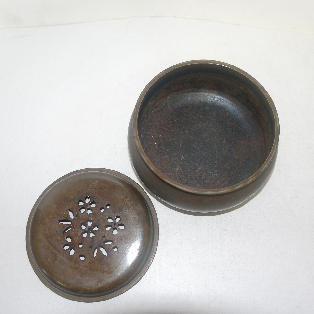 연대가좋은 청동으로된 퇴수기