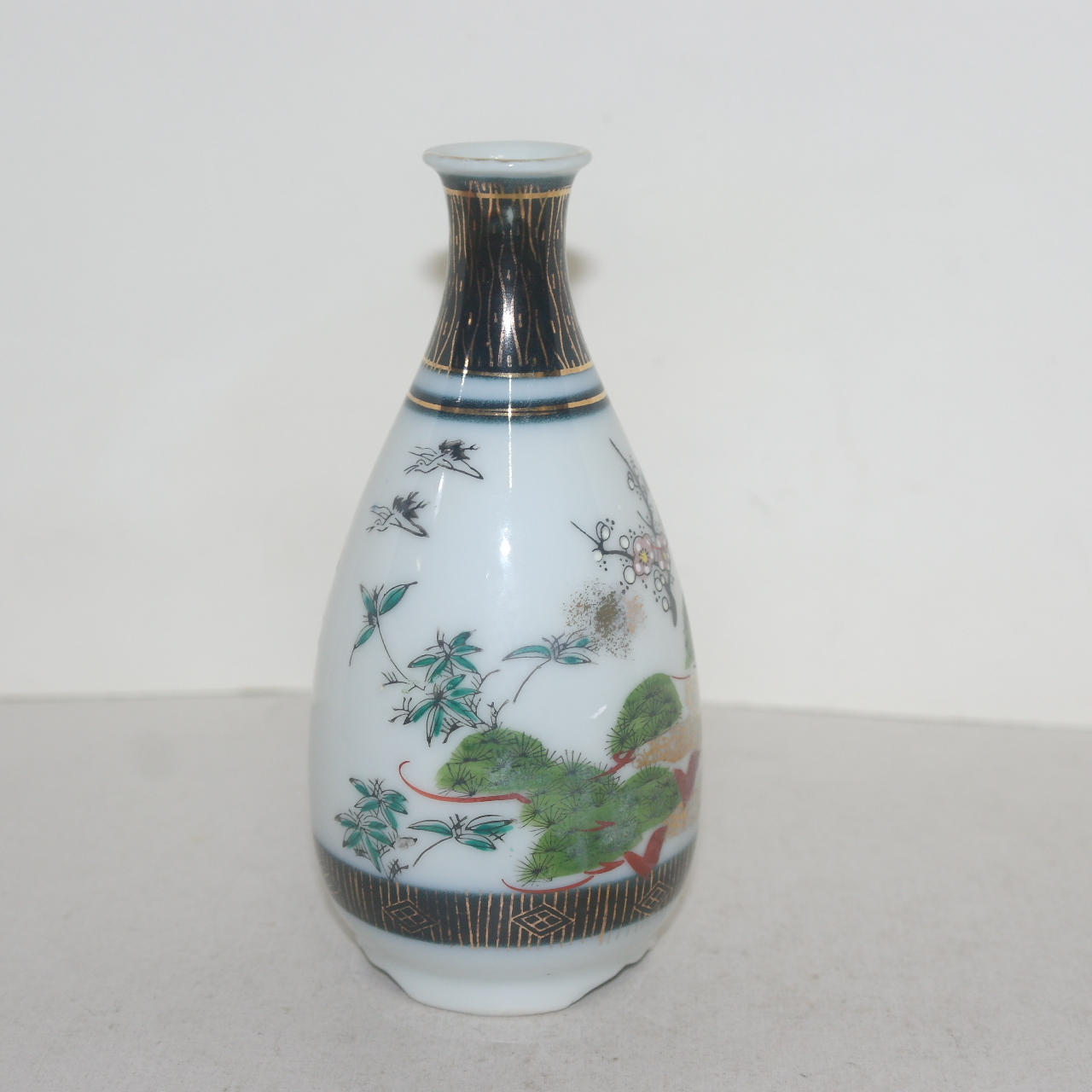 연대가좋은 구다니 청화백자산수조화문 주병