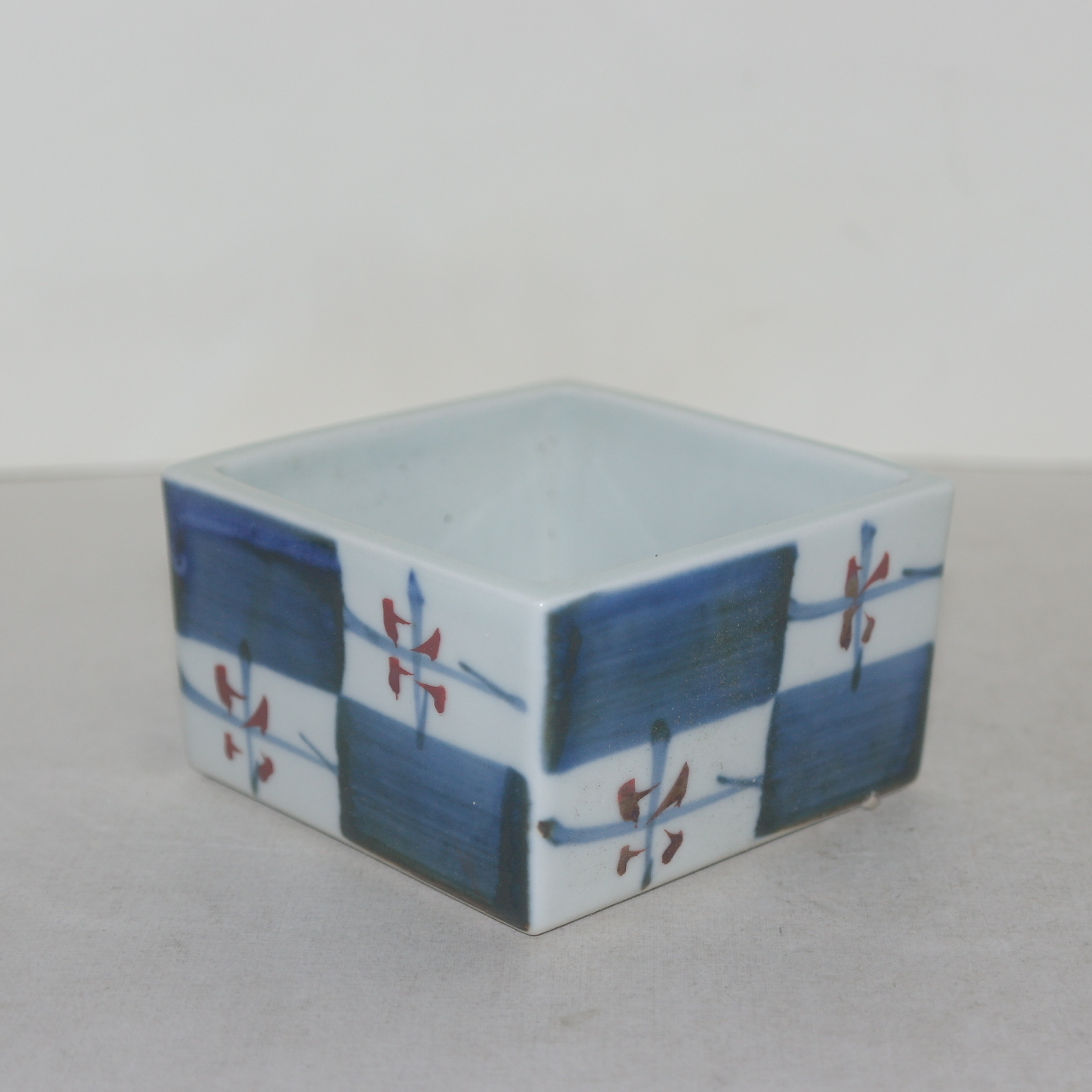 청화백자 진사화문 사각완