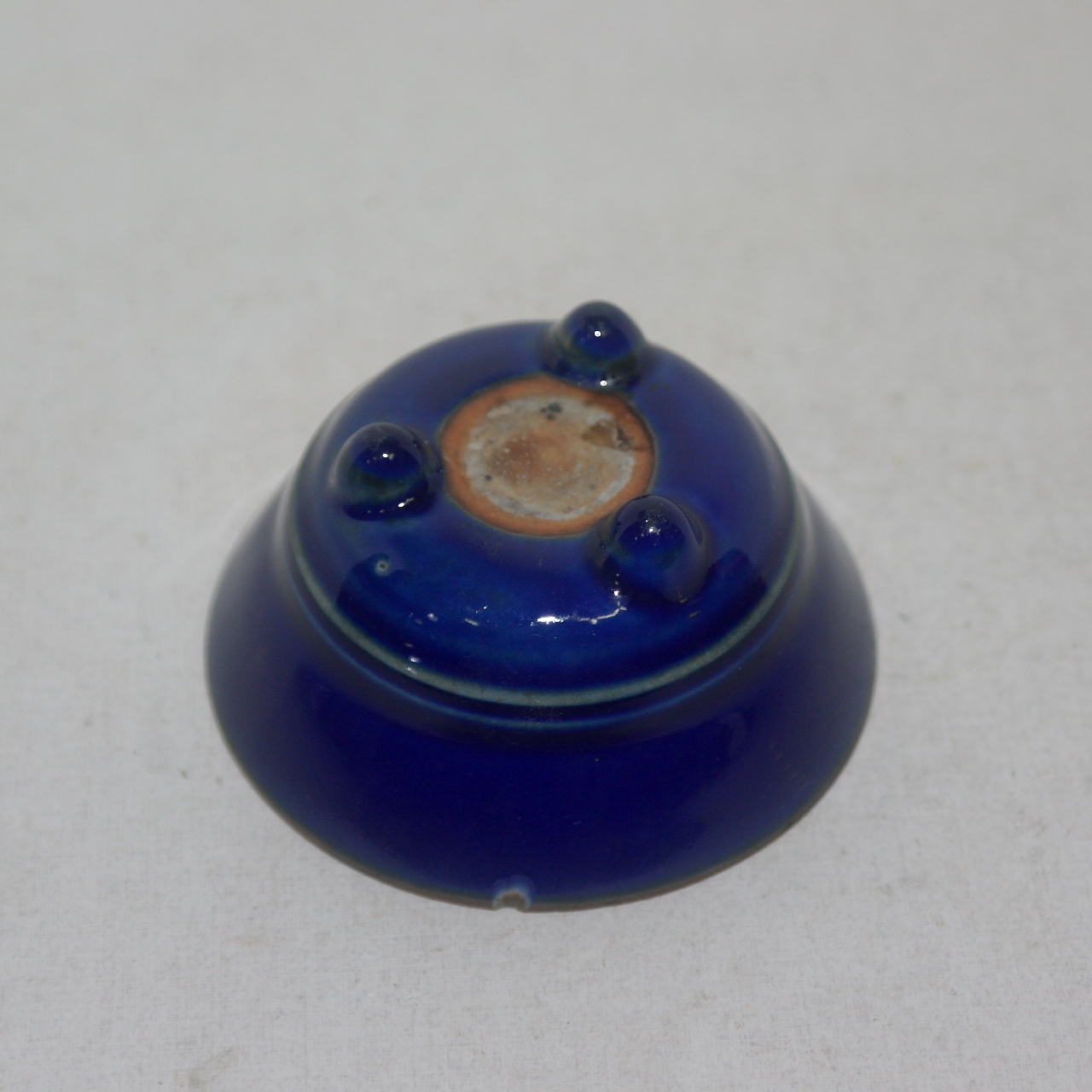 연대가좋은  청자 소형 삼족향로