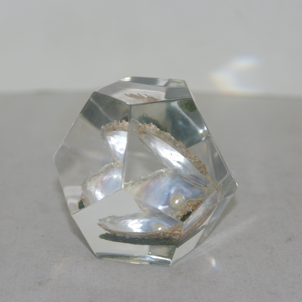 진품진주가 장식된 장식구