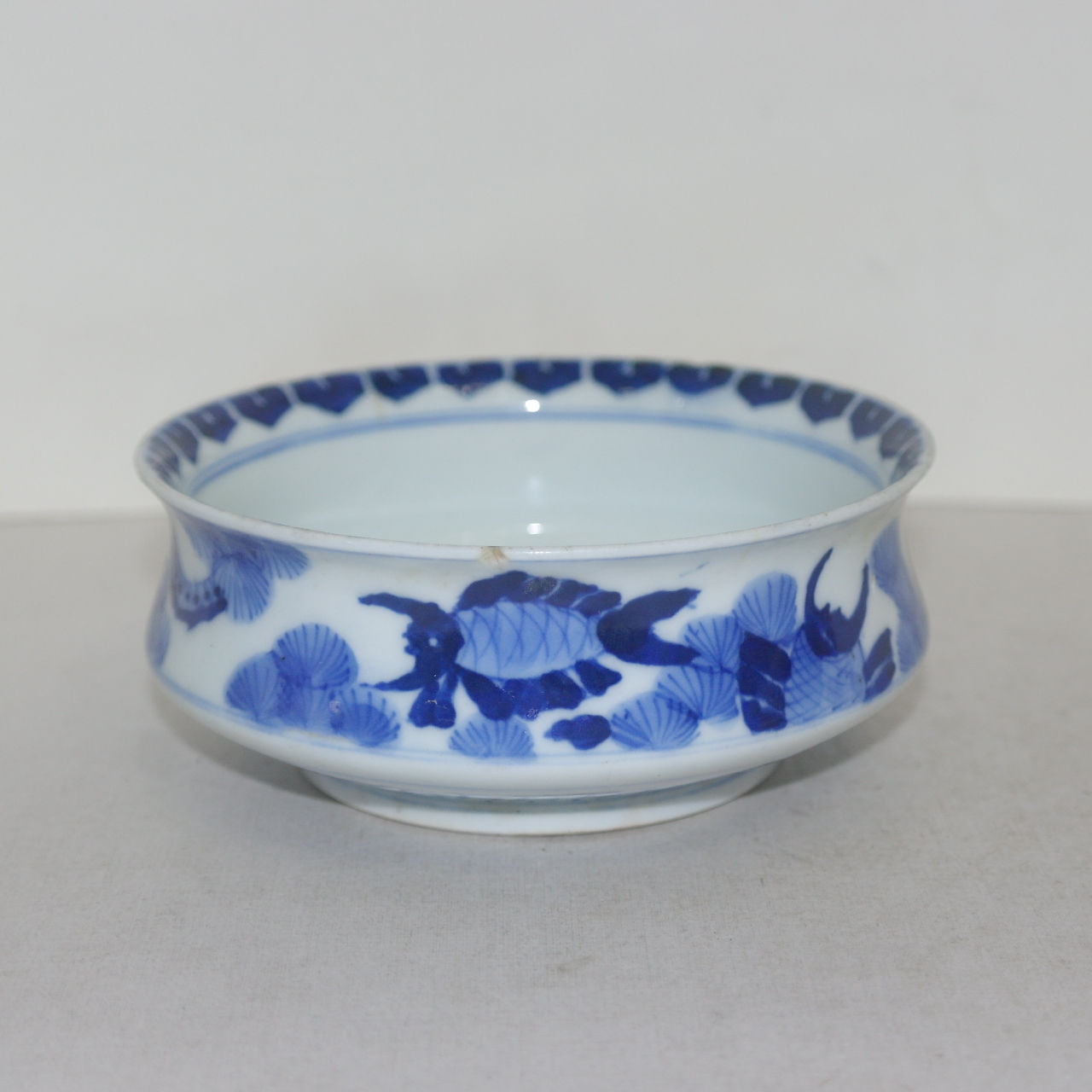 100년이상된 청화백자 용문 향완