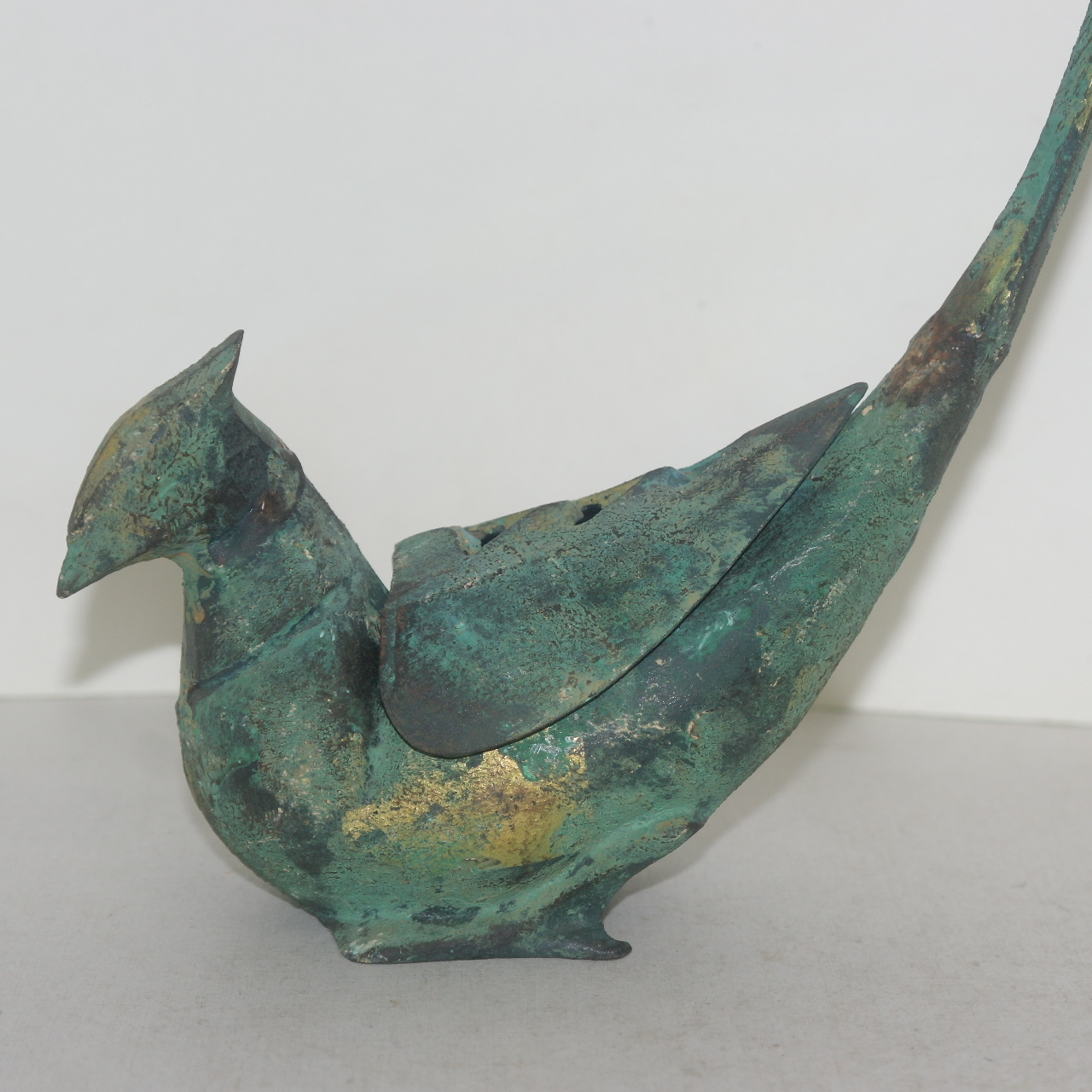 묵직한 무쇠로된 꿩모양 향로