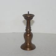 청동으로된 외촛대