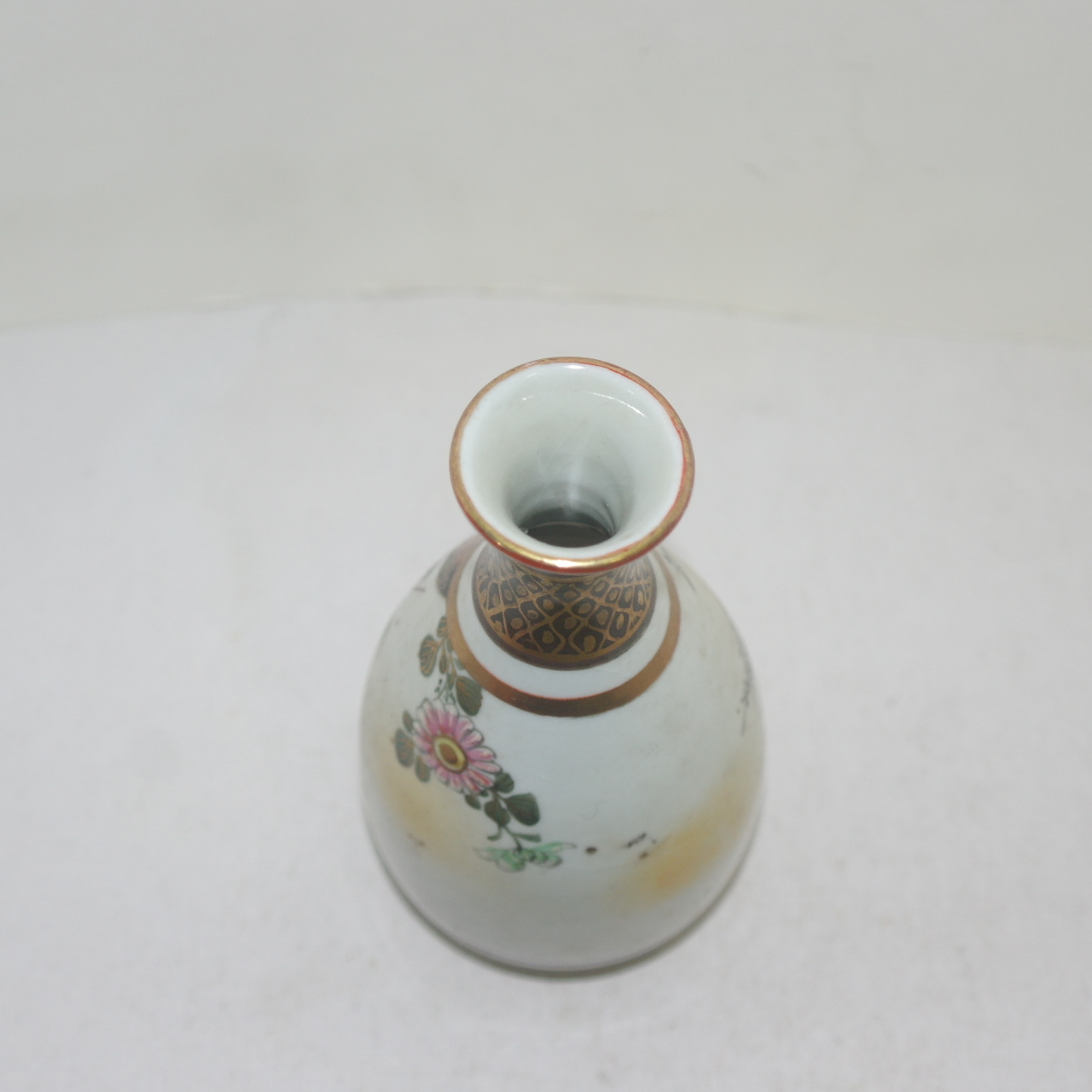 연대가좋은 구다니 철화백자 조화문 주병