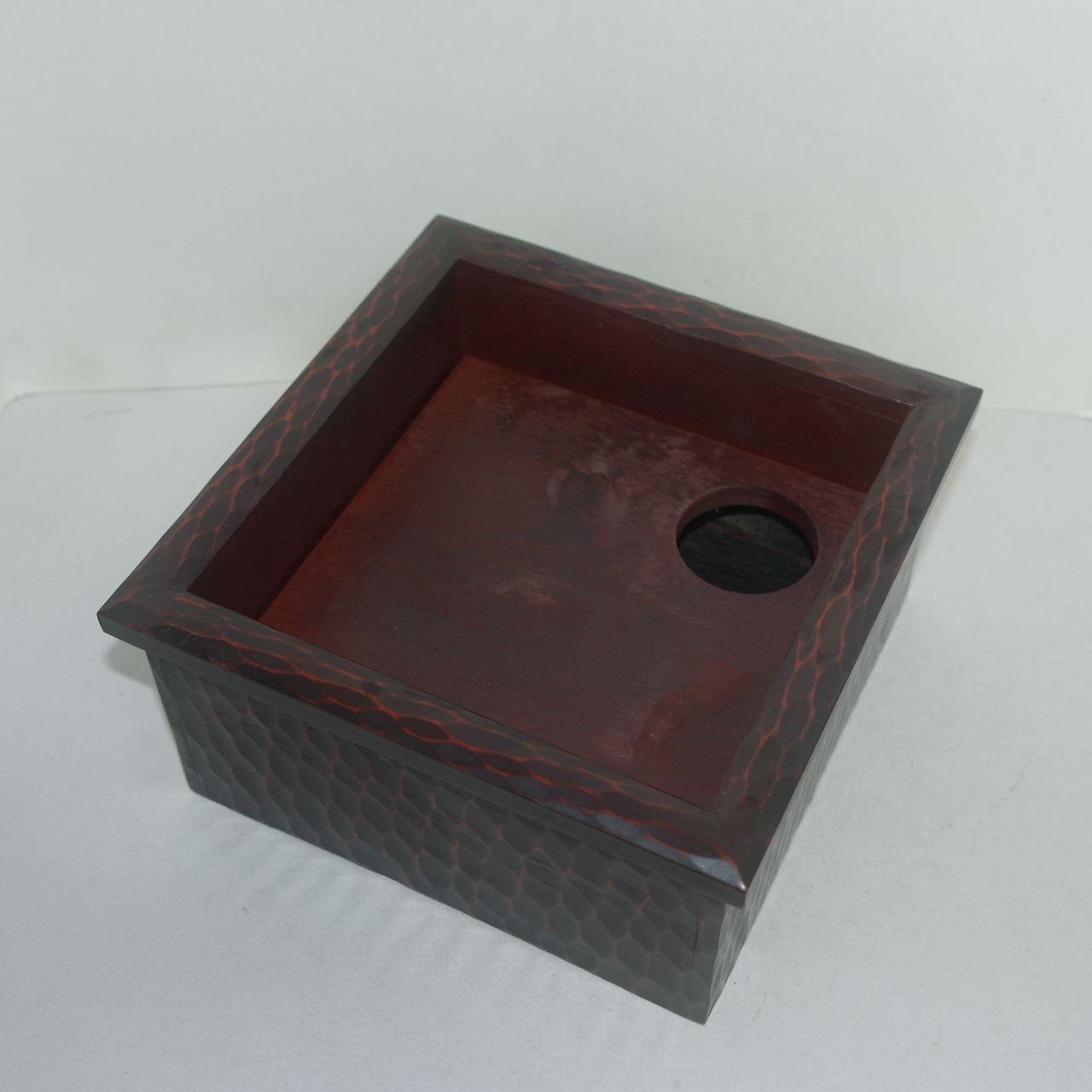 나무로된 사각함