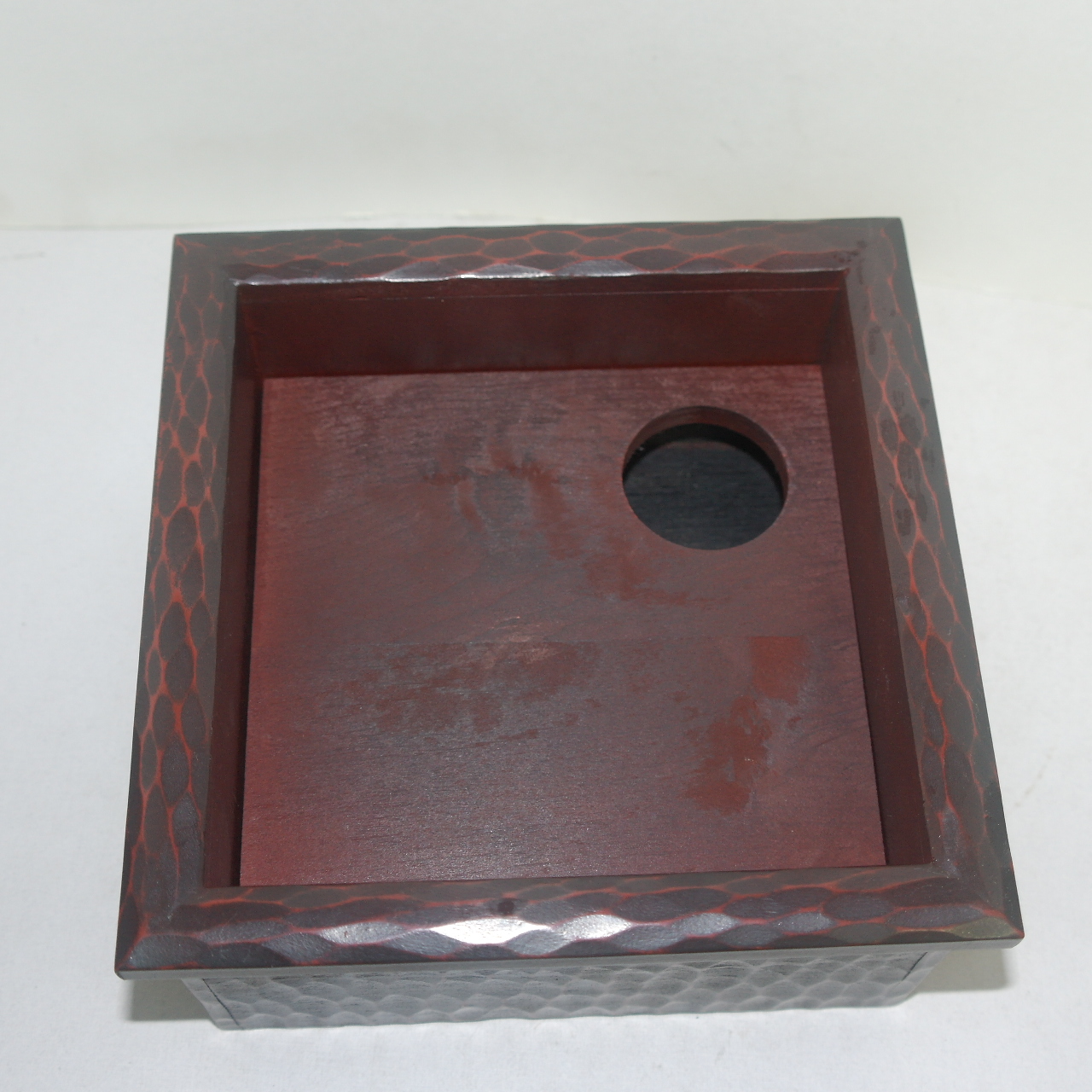 나무로된 사각함