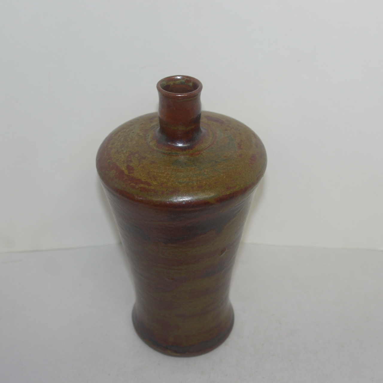 특이한 모양의 청자 덴모꾸 호