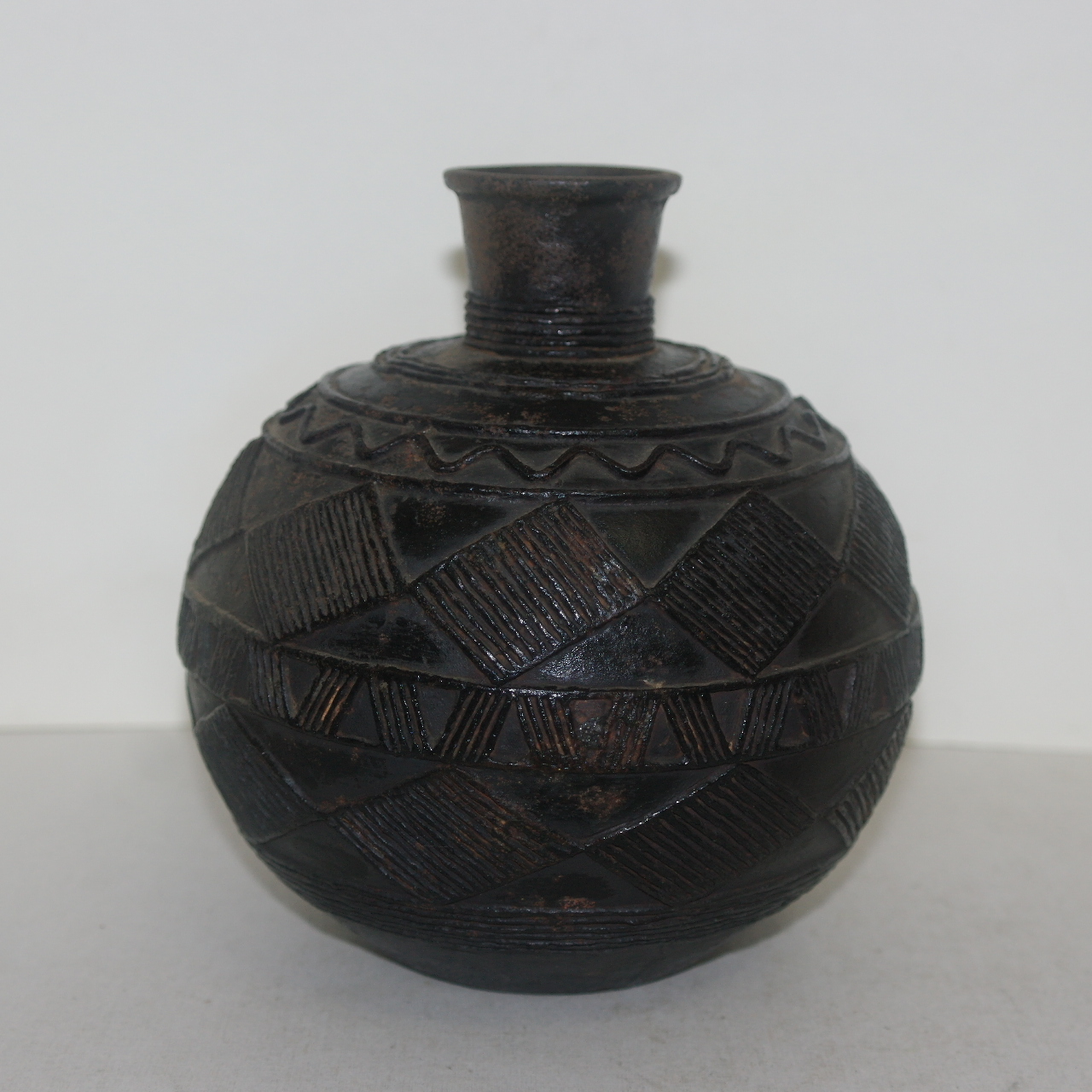 연대가좋은 무쇠로된 기하학적인문양의 호