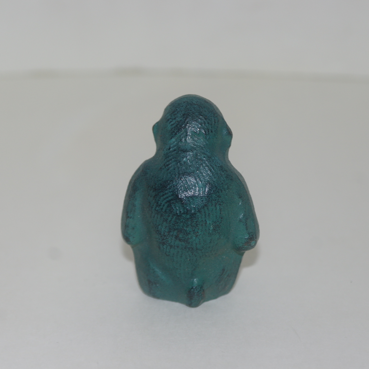 묵직한 무쇠통으로된 원숭이 조각상