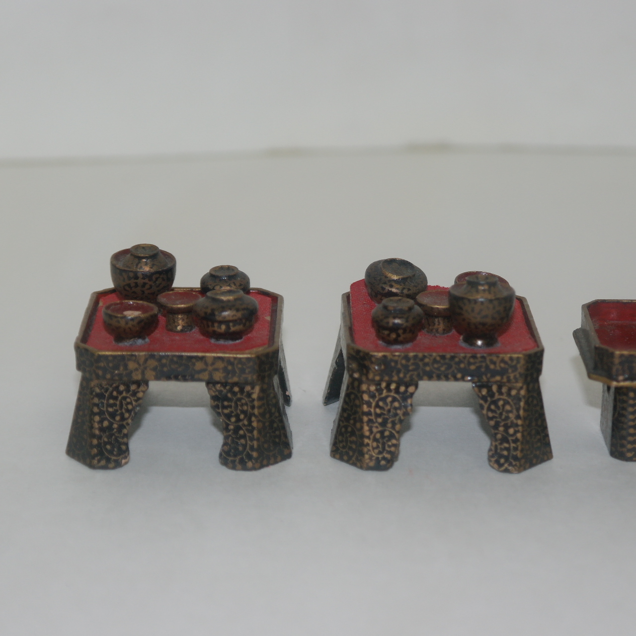 초소형크기의 나무로된 차반과 장식품일괄