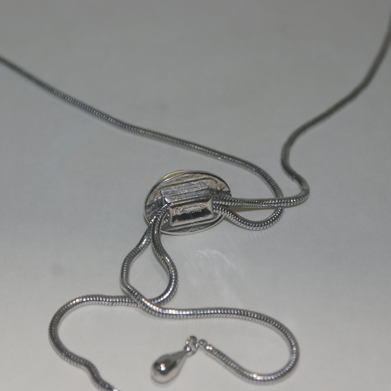 목조이개 목걸이