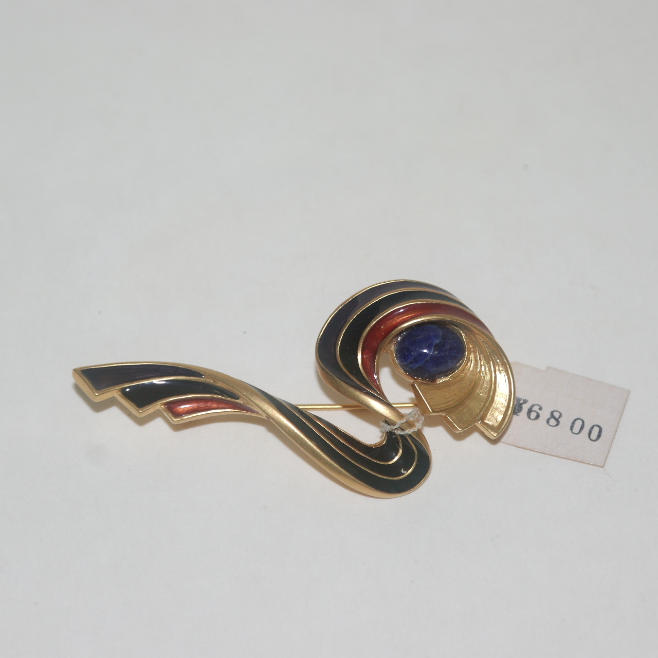 보석이 장식된 브롯지