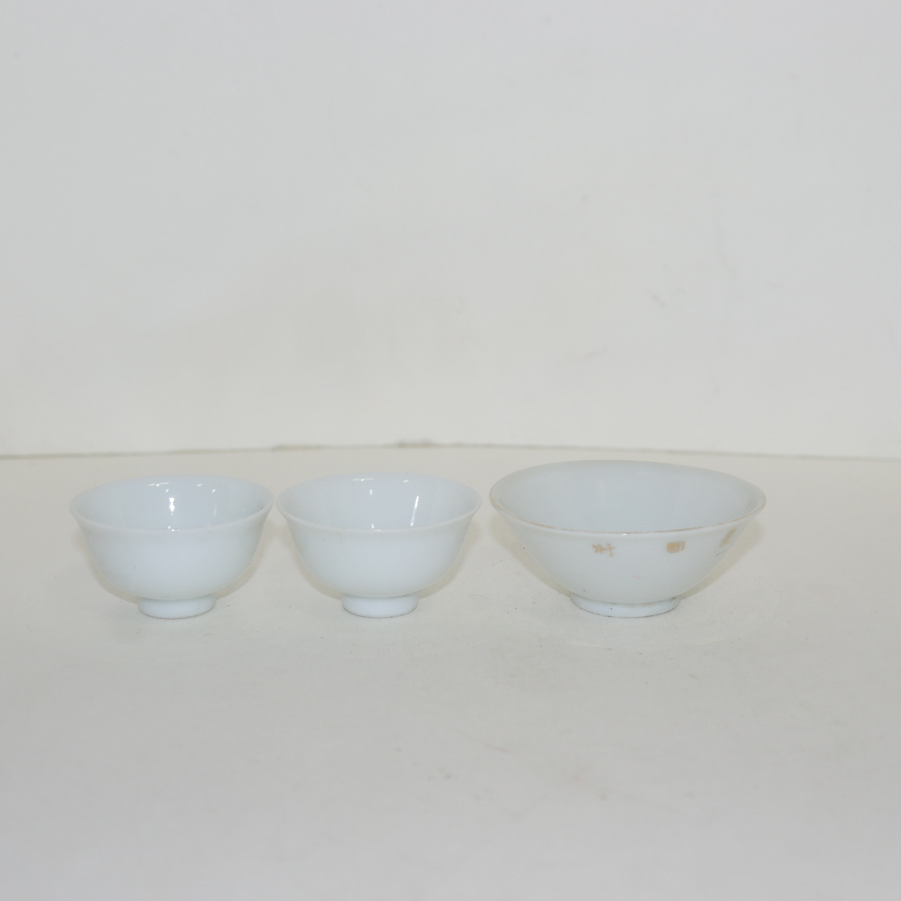 연대가좋은 백자 잔 3점