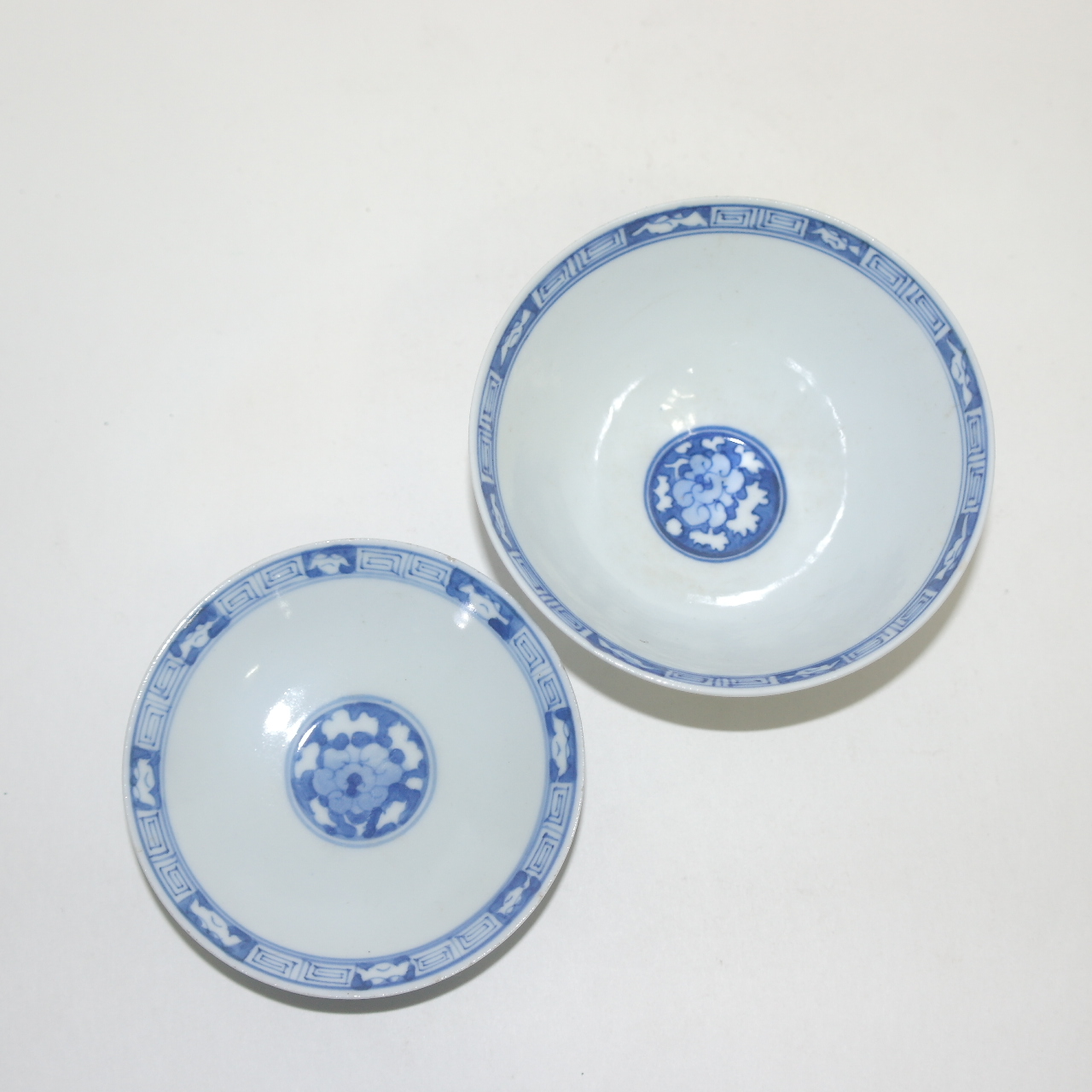 명품-100년이상된 고이마리 청화백자산수문 개완