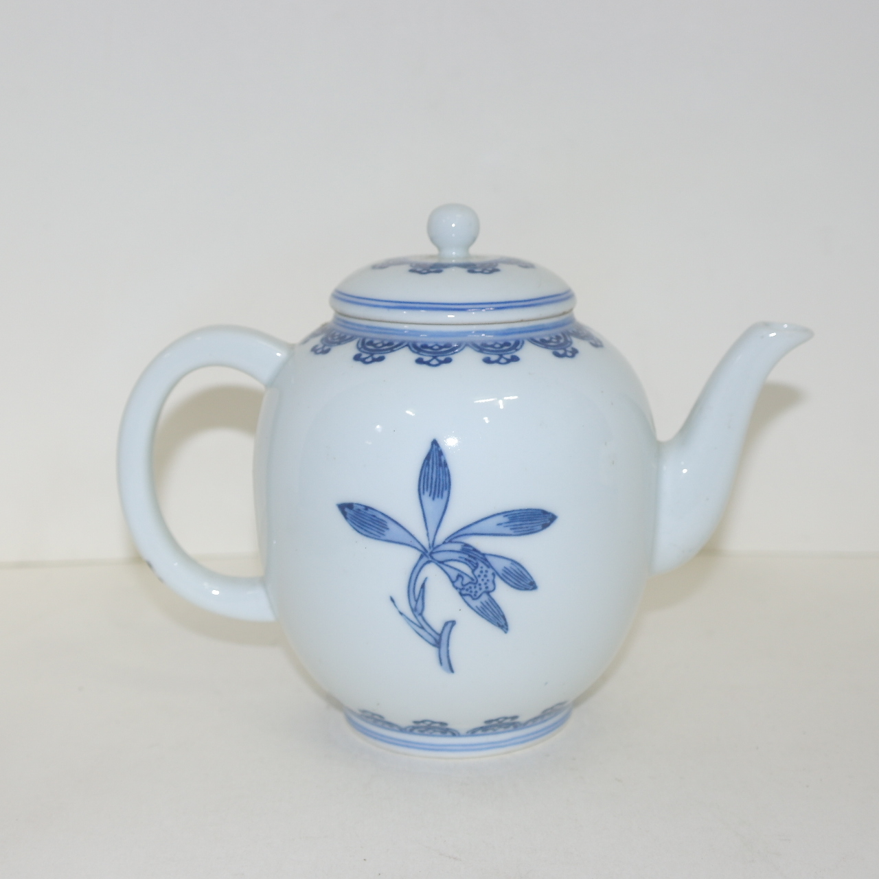 이마리 청화백자 화문 주자