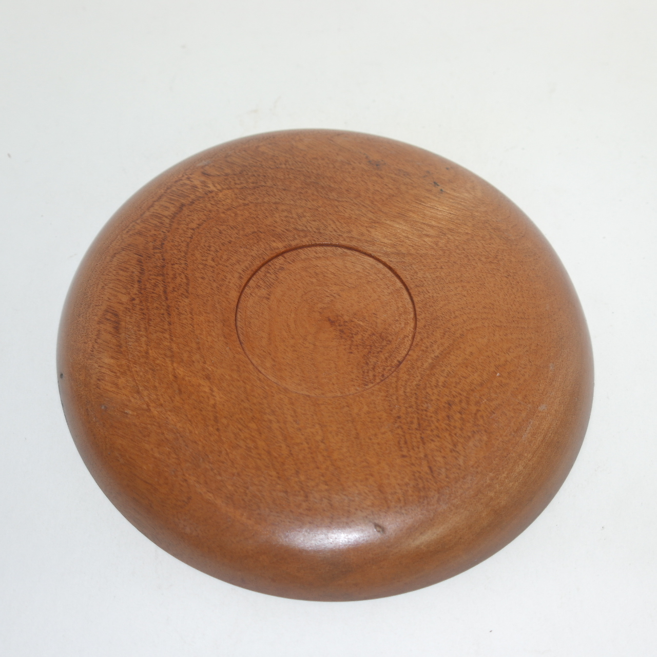 원목나무에 그림이 있는 나무차반