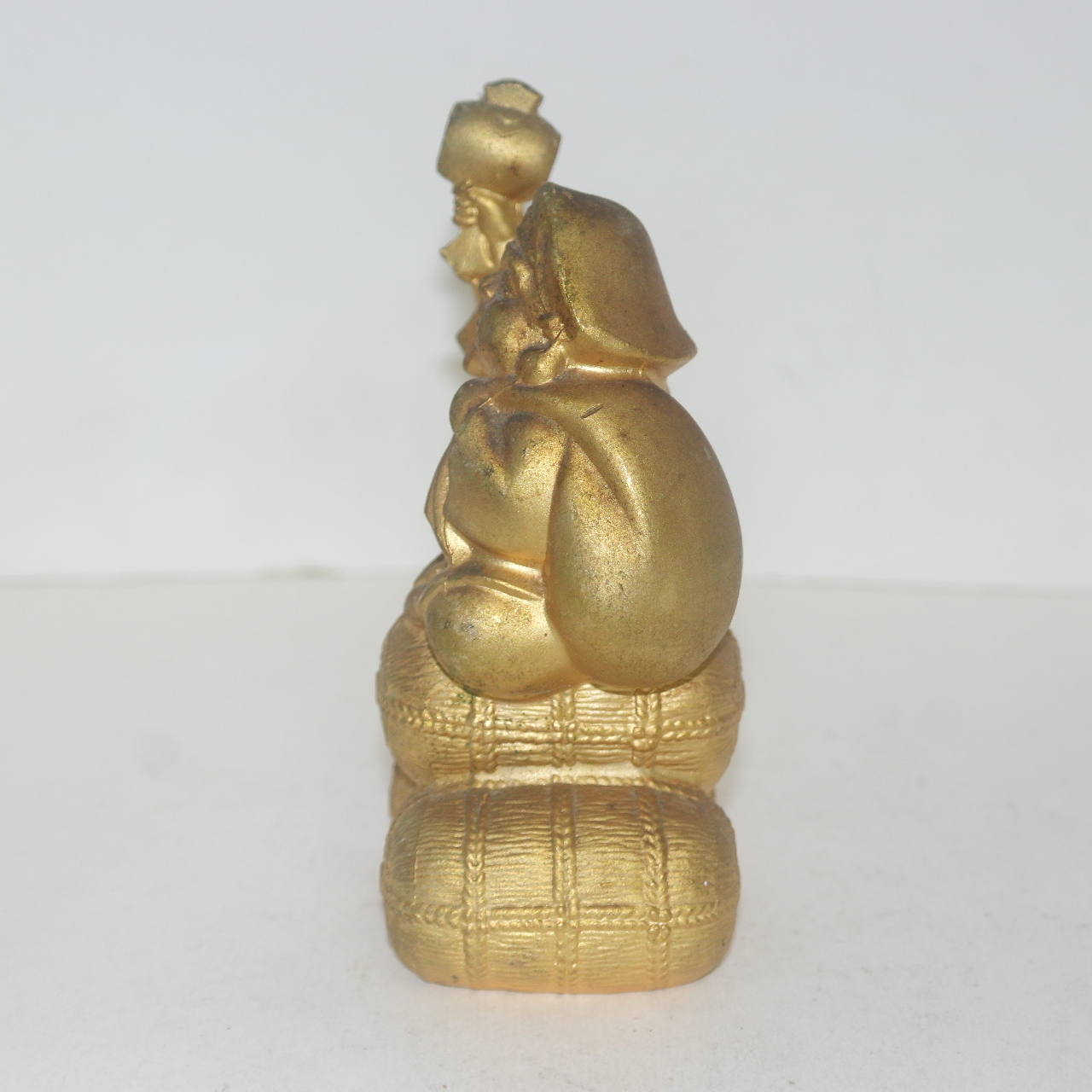 묵직한 청동으로된 복신 조각상