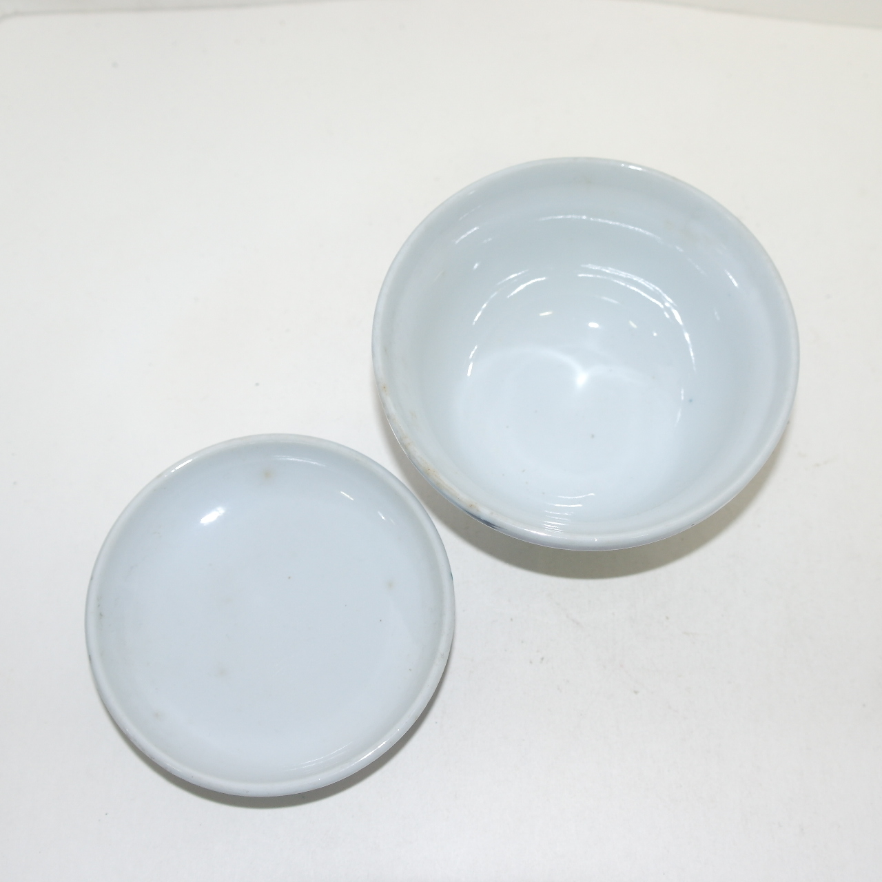 연대가좋은 청화백자 화문 개완