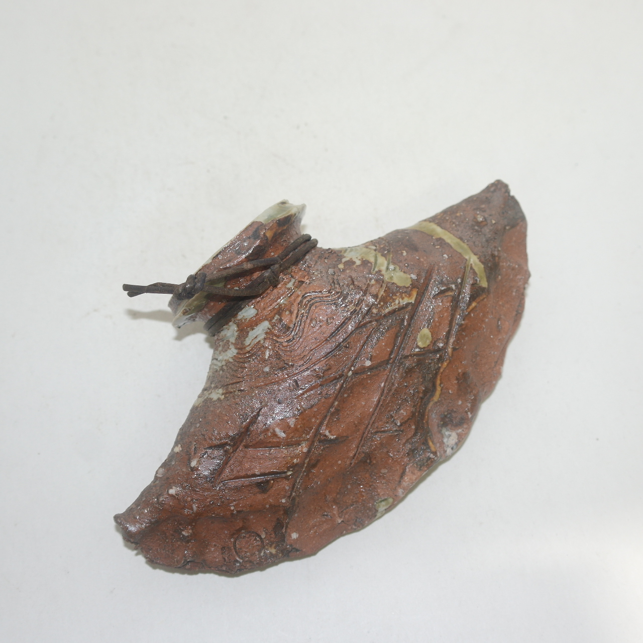 작가의 작품인 시가라끼 청자 화병