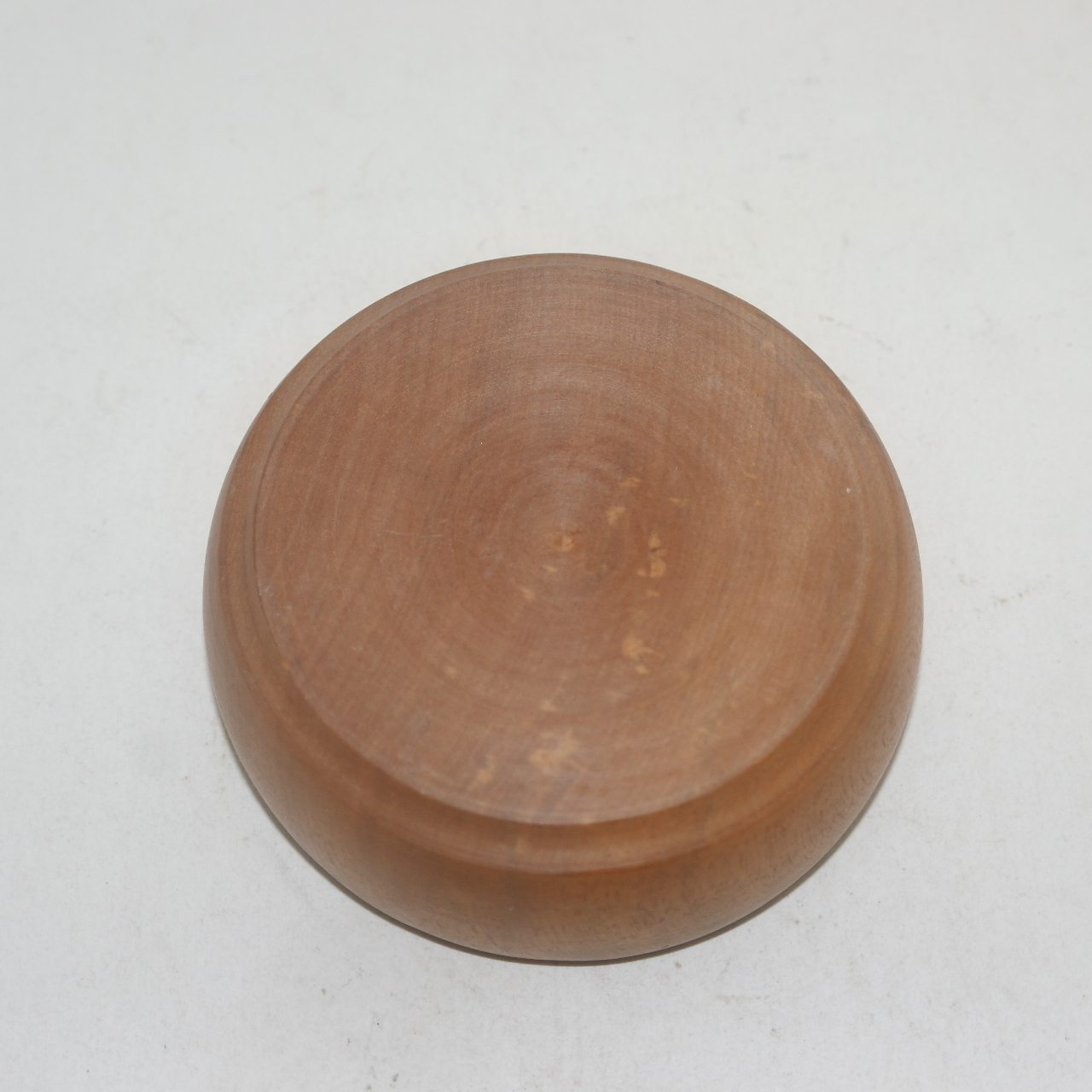 원목나무로된 완