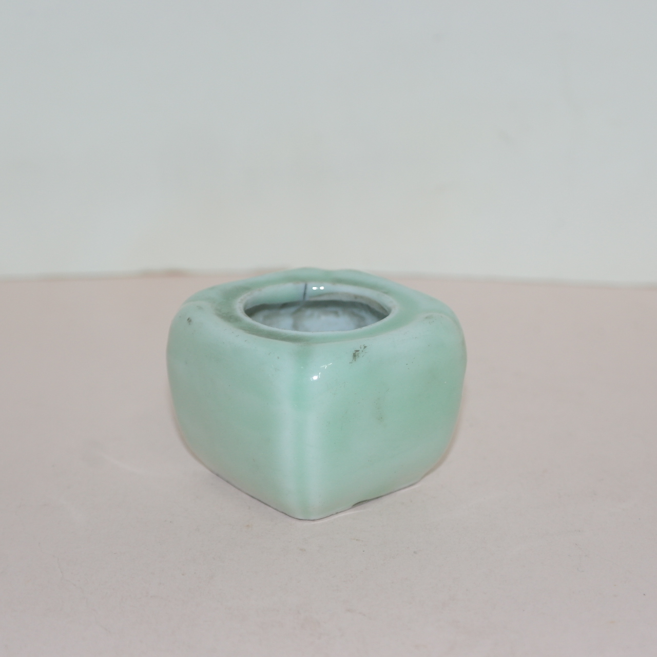 100년이상된 청자 사각과형 필세