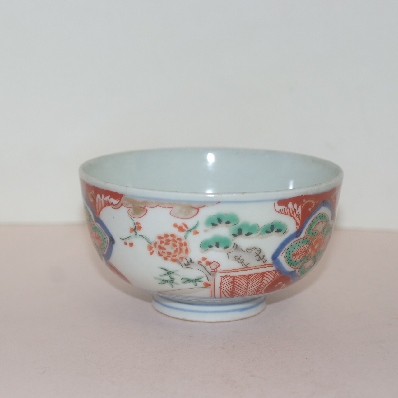 100년이상된 청화백자진사금채화문 완