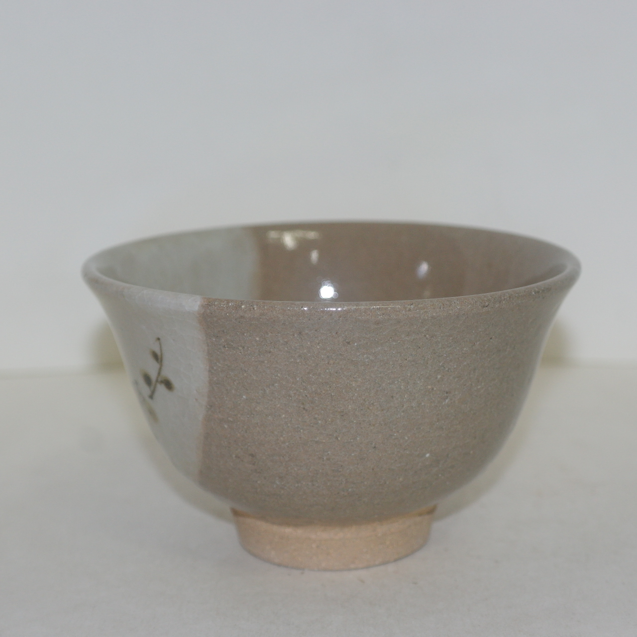 청자 철화화문 말찻잔