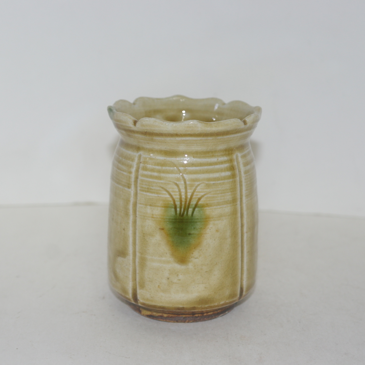 이라보 황청자 청화초화문 화형 필통