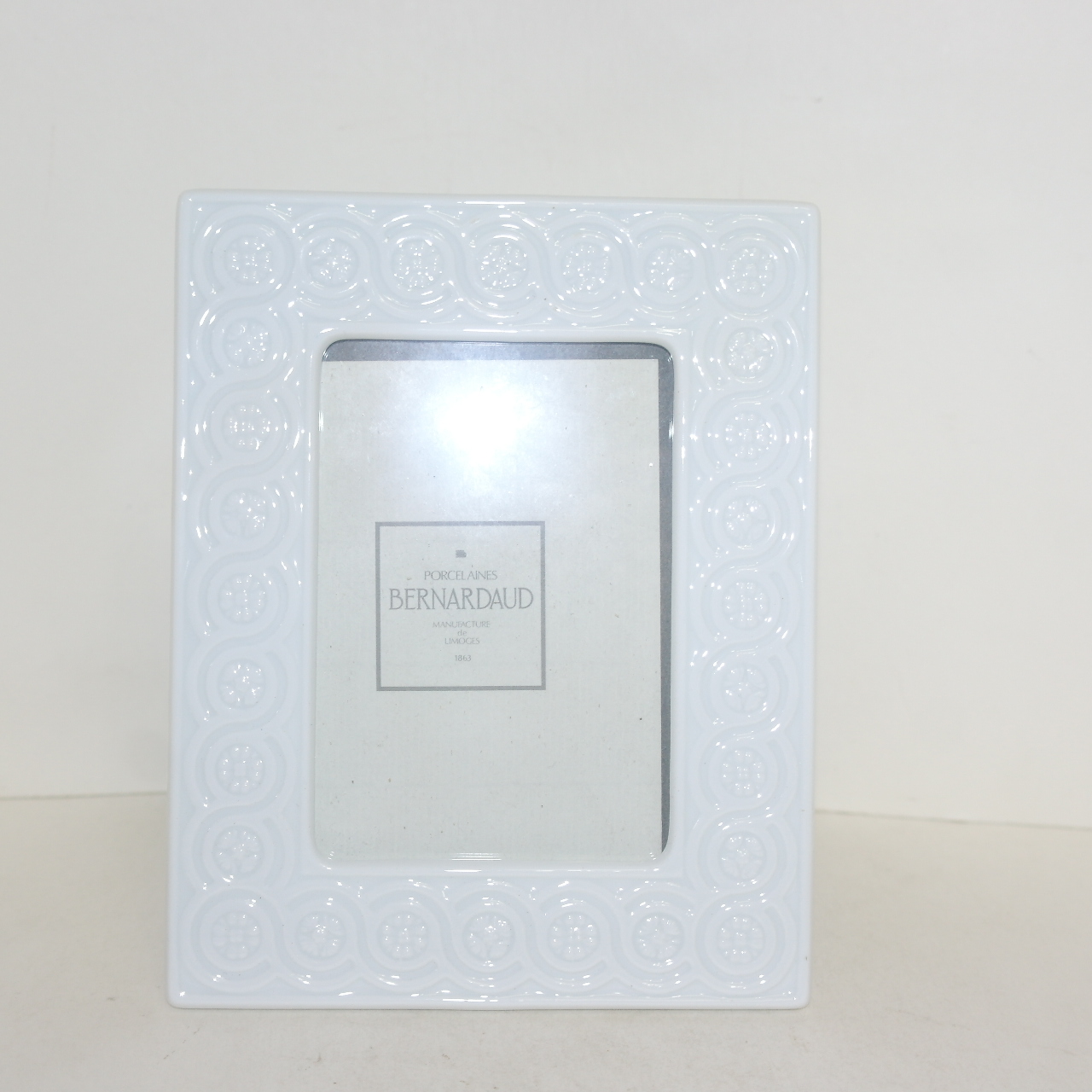 프랑스산 베르나르도(BERNARDAUD) 순백자 액자