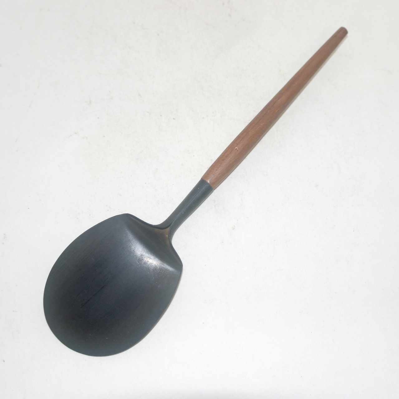 청동으로된 차도구 스푼