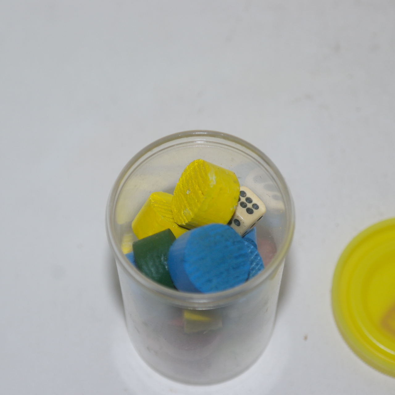 근대사 나무로된 추,도구 와 주사위 일괄