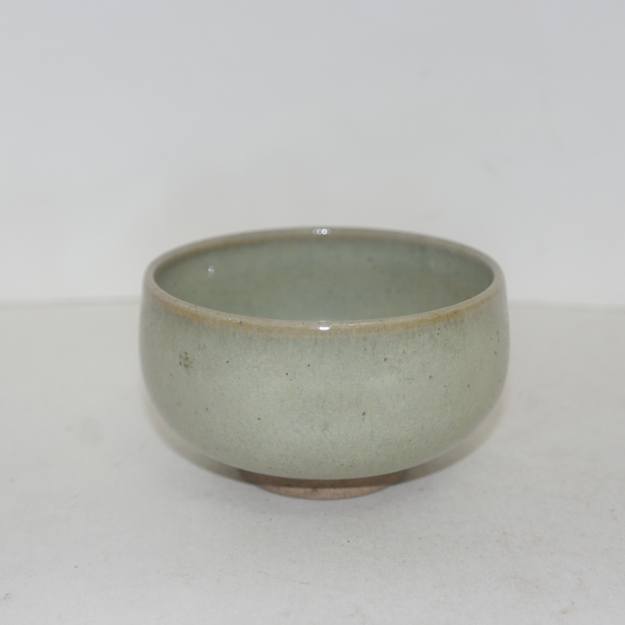 연대가좋은 청자 잔