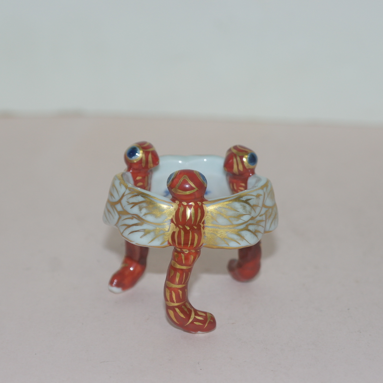 명품-진사백자 금채잠자리형 삼족차도구