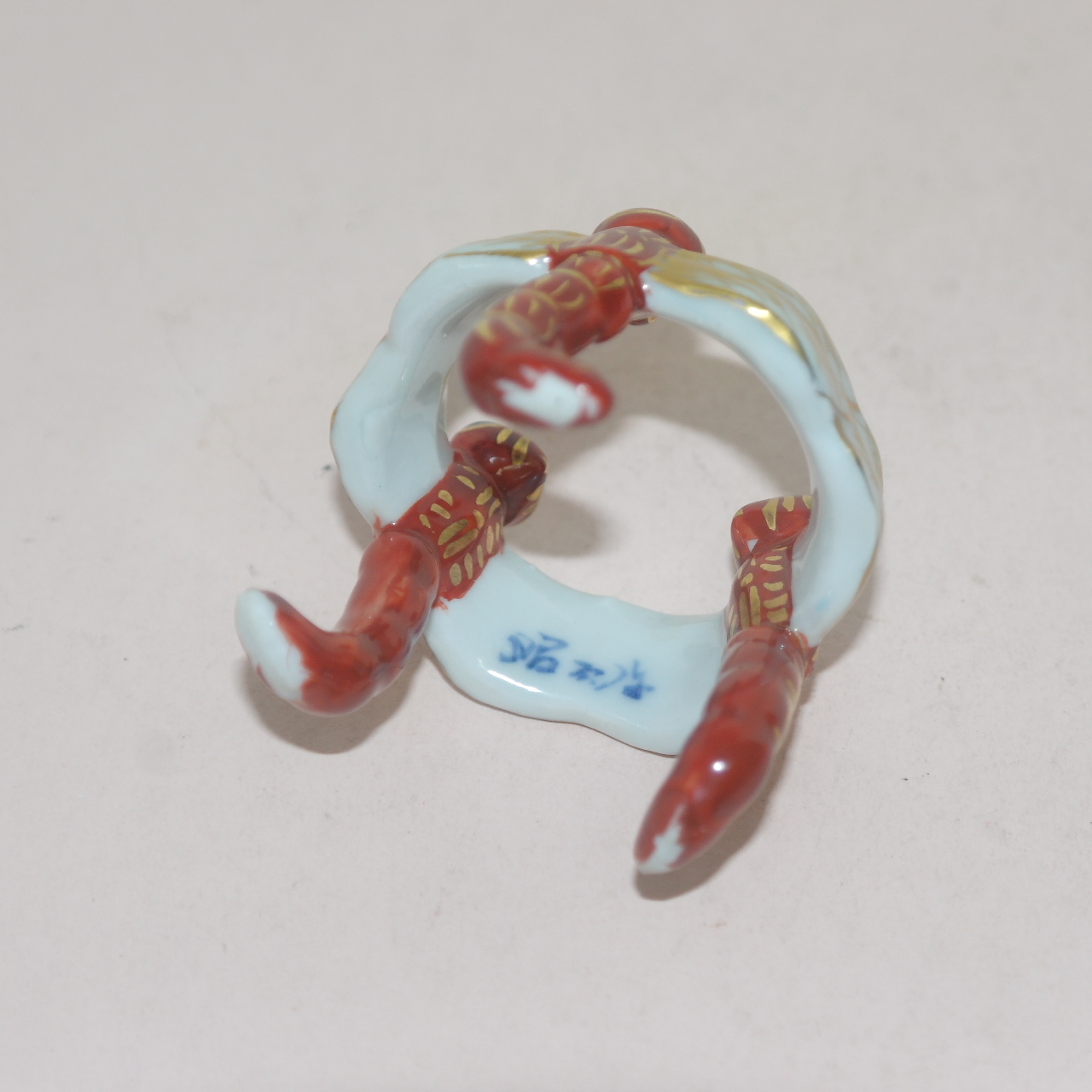 명품-진사백자 금채잠자리형 삼족차도구