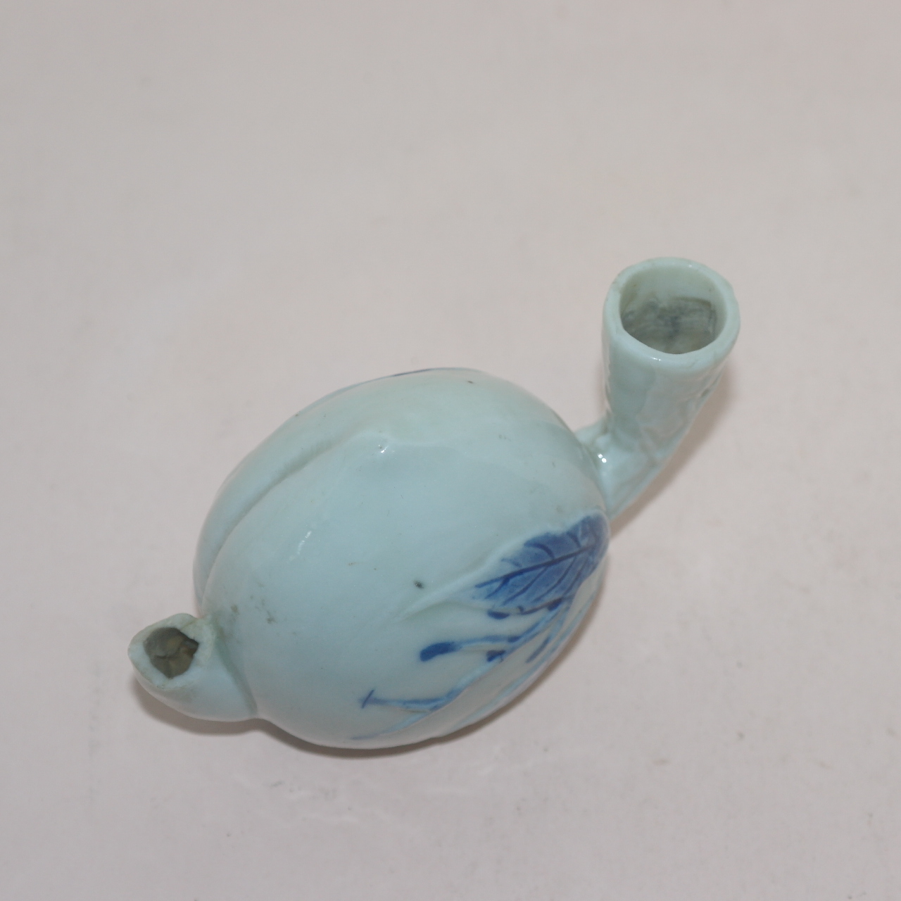 연대가좋은 청화백자 복숭아형 연적