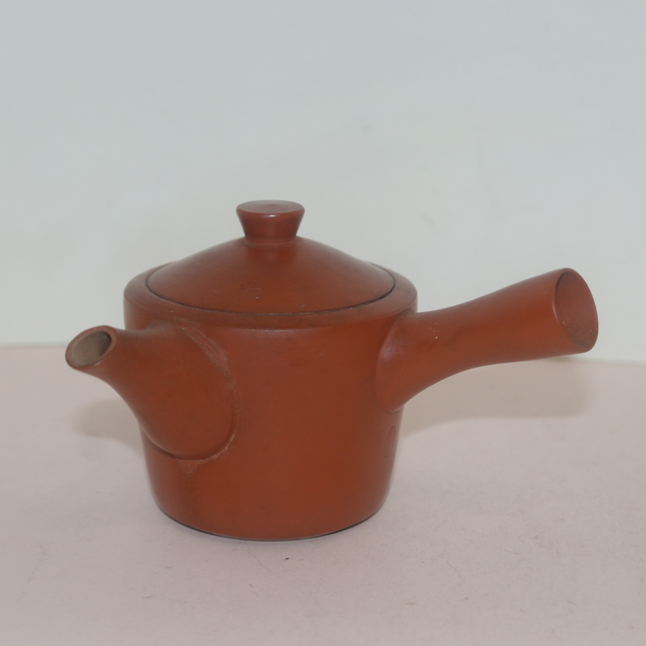 연대가좋은 자사도자기 음각문자문 다관