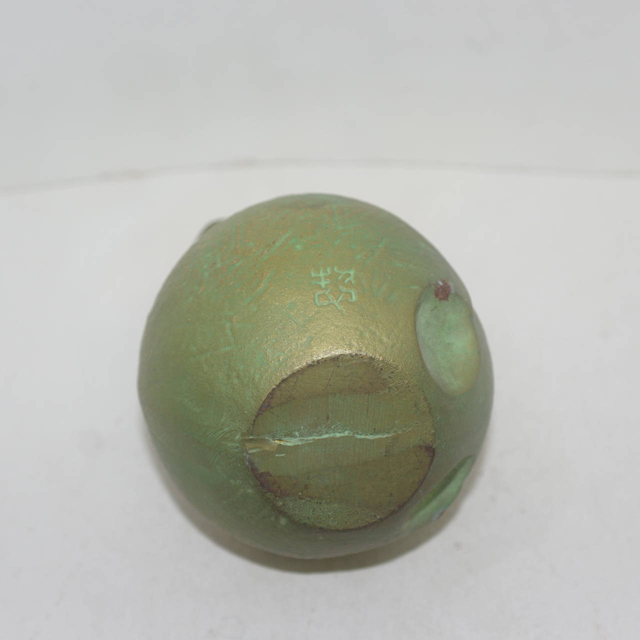 묵직한 무쇠로된 쥐 조각상