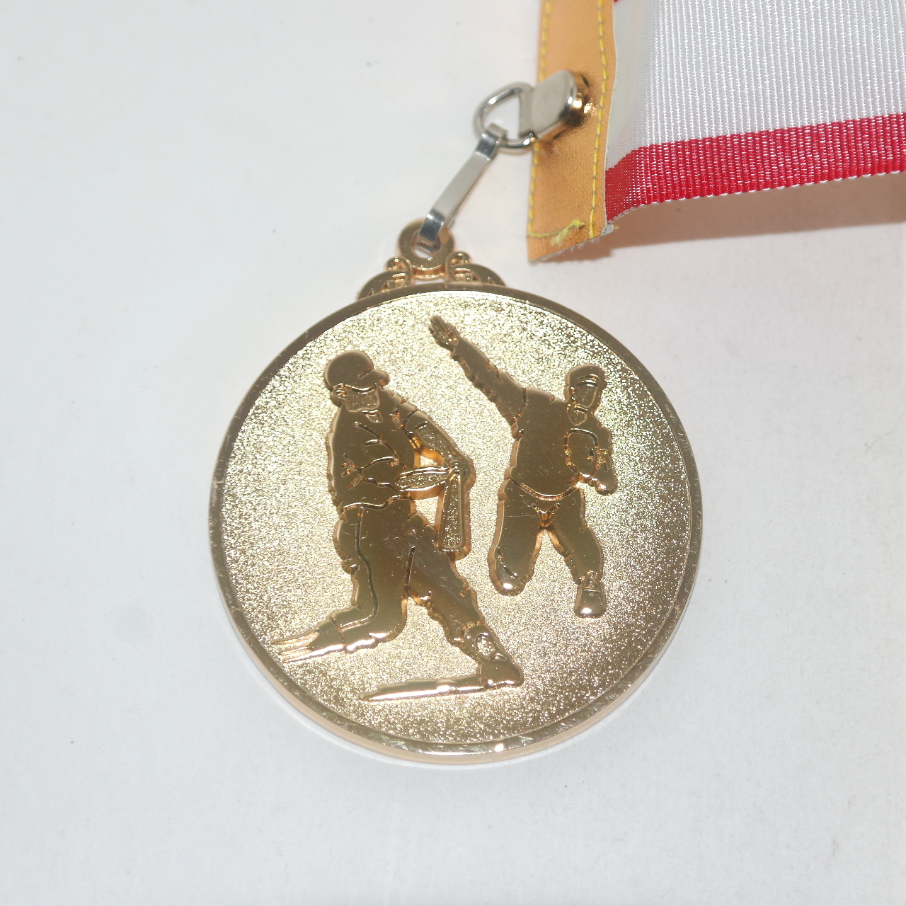 청동으로된 야구메달