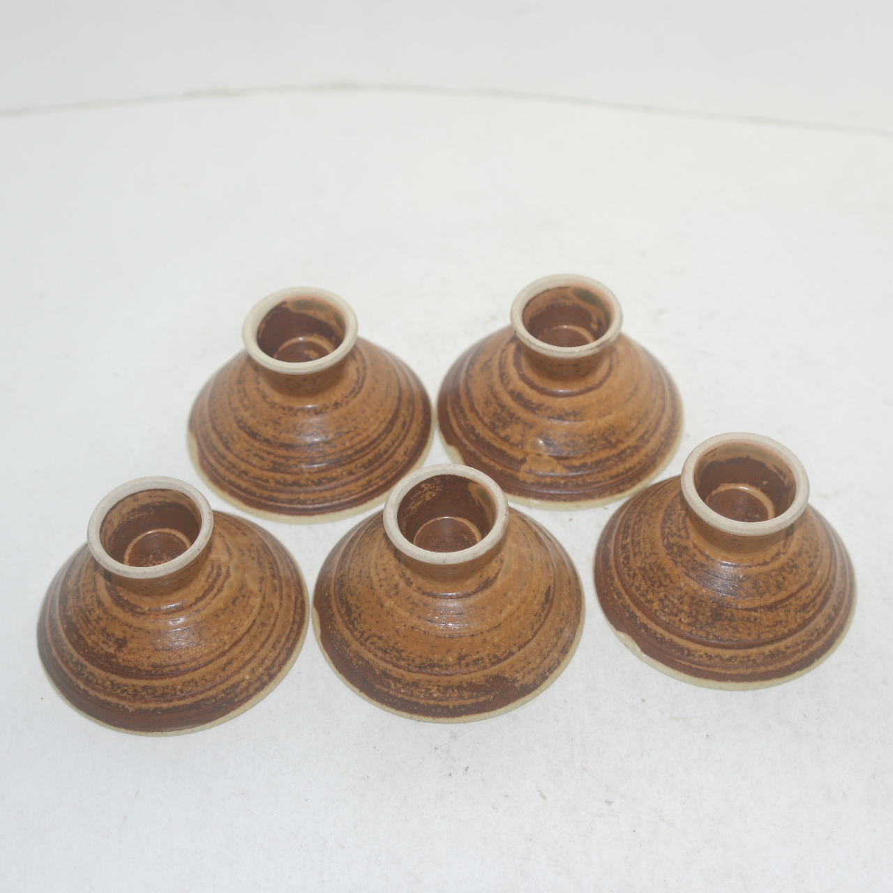 분청자 굽이있는 잔 5점